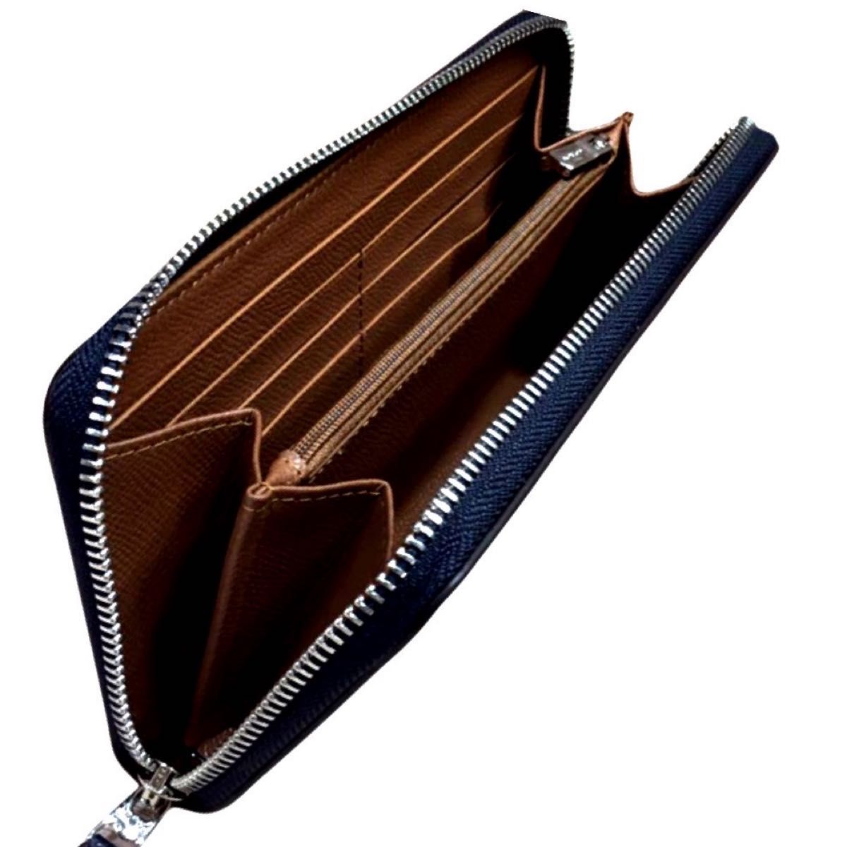 COACH コーチ 長財布切り抜き透かしの珍しい柄 高級感の中にも COACH コーチ 長財布切り抜き透かしの珍しい柄 高級感の中にも