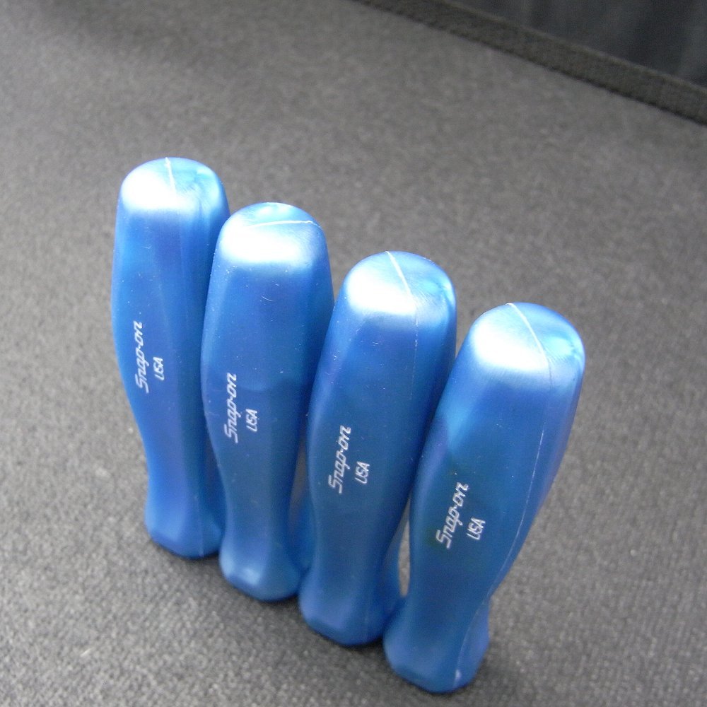 スナップオン SNAP-ON ミニグリップ4本セット ミニドライバーや スナップオン SNAP-ON ミニグリップ4本セット ミニドライバーや