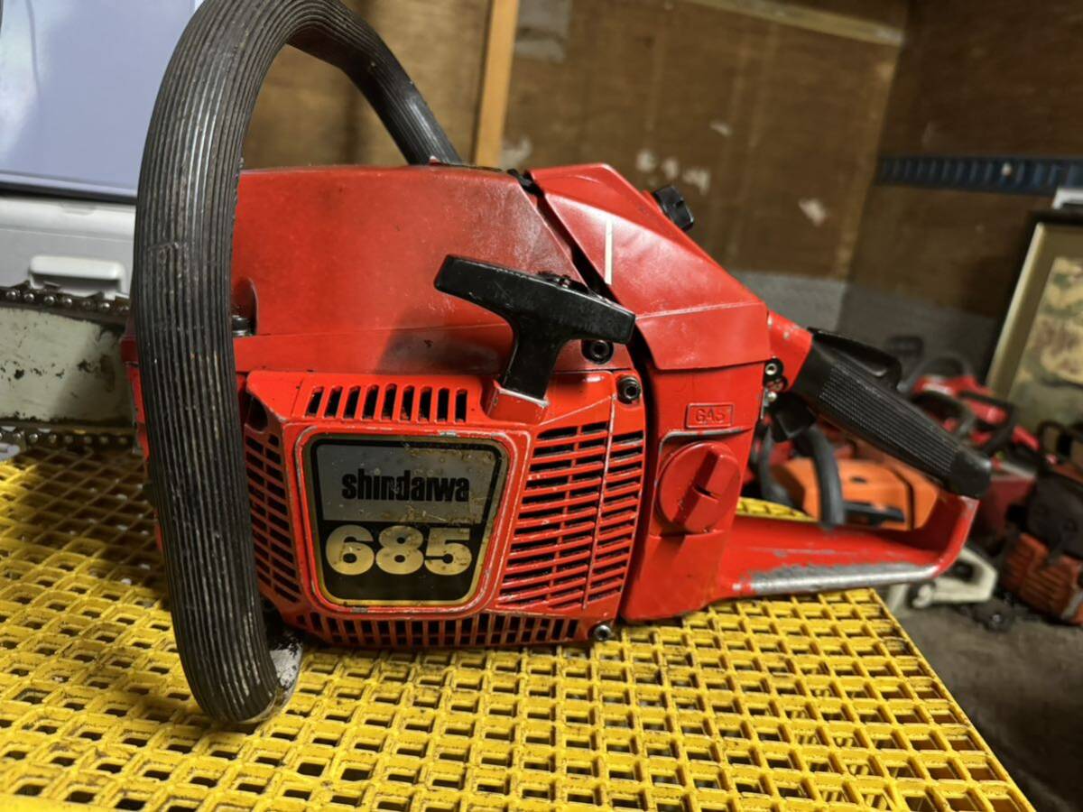 ☆中古☆大型新ダイワ SHINDAIWA エンジンチェーンソー 6 8 5 ☆中古☆大型新ダイワ SHINDAIWA エンジンチェーンソー 6 8 5