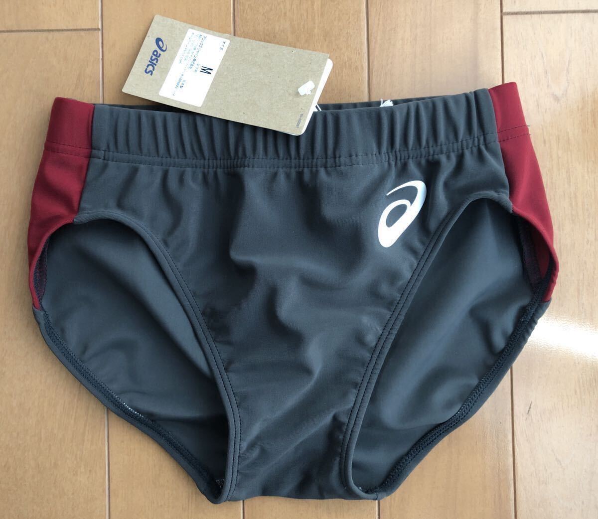 コンビニ受取可/新品Mサイズ】アシックス 女子陸上ユニフォーム コンビニ受取可/新品Mサイズ】アシックス 女子陸上ユニフォーム