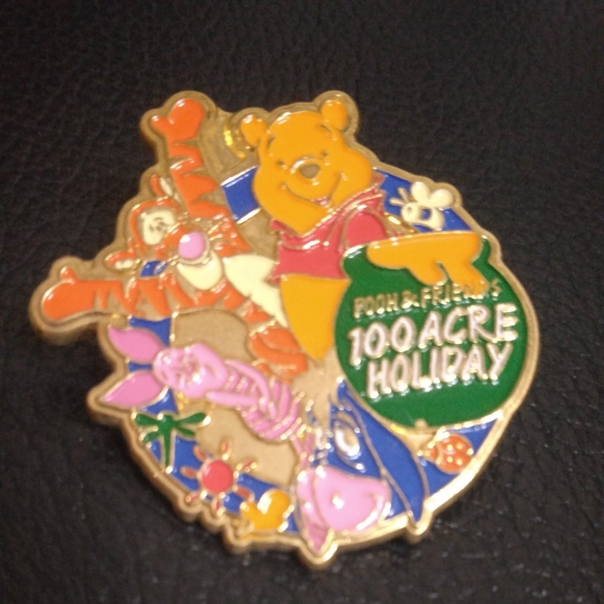 ディズニー プーさん ピンバッチ5個まとめ売り 東京 ディズニー プーさん ピンバッチ5個まとめ売り 東京