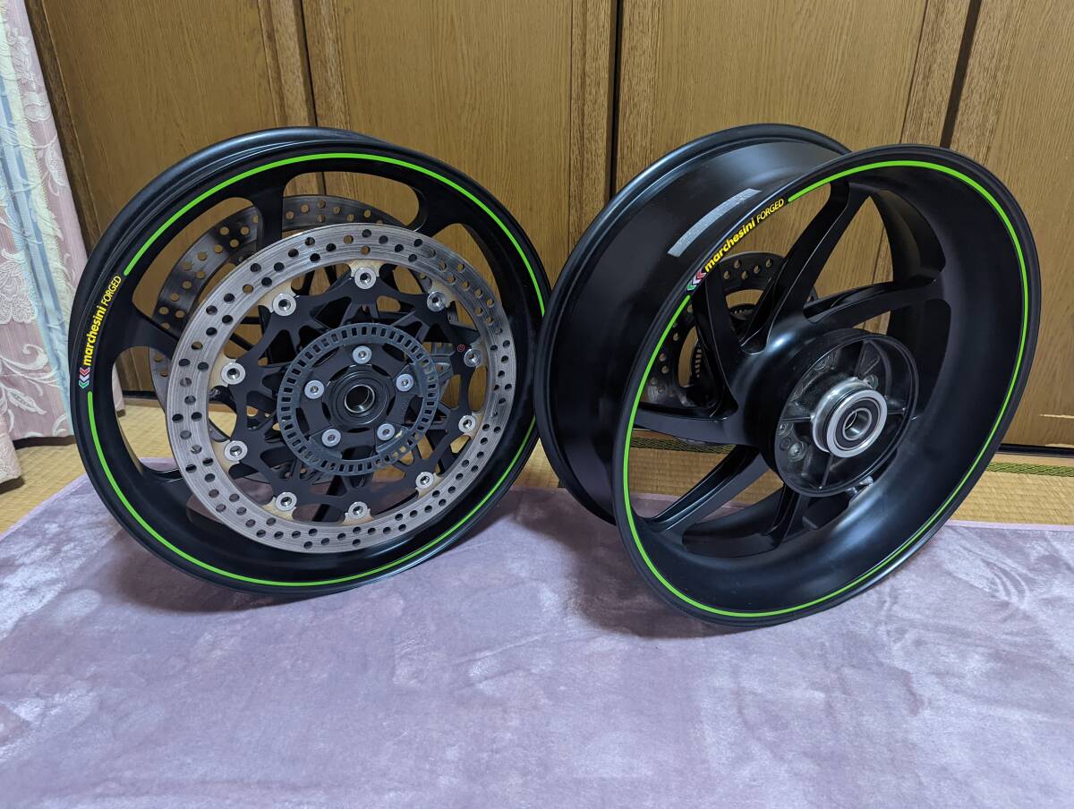 カワサキ ZX-10R('18) 純正マルケジーニホイール|Yahoo!フリマ カワサキ ZX-10R('18) 純正マルケジーニホイール|Yahoo!フリマ