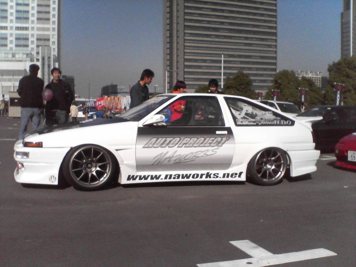 最新アイテム TOYOTA AE86 トレノ レビン 社外リアスポイラー 3ドア