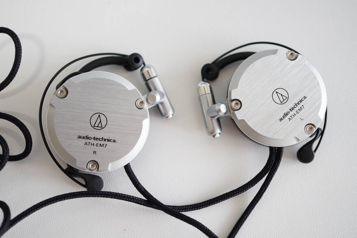 audio-technica ATH-EM7 SV EAR-FIT HEADPHONES オーディオ audio-technica ATH-EM7 SV EAR-FIT HEADPHONES オーディオ