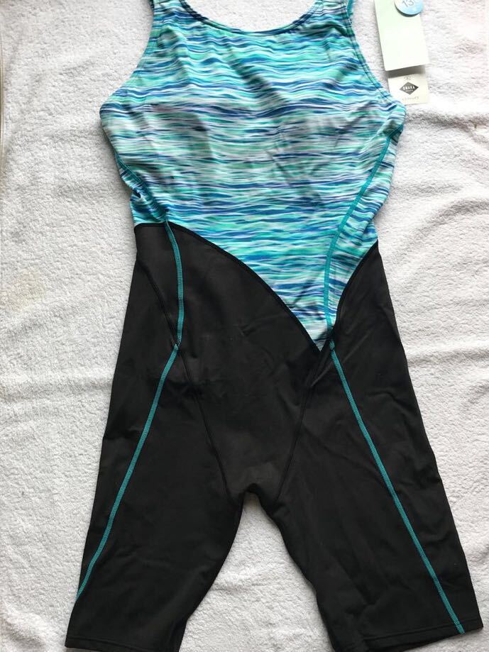 新品 競泳水着 スピード フライングフィッシュ レースカット 新品 競泳水着 スピード フライングフィッシュ レースカット