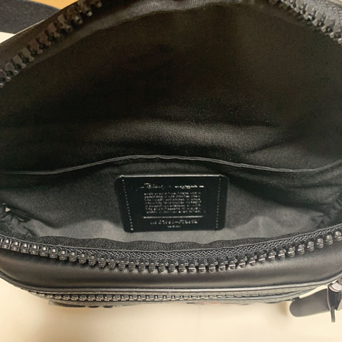 新品 未使用品 COACH コーチ Disney ディズニー コラボ ウエストポーチ ボディーバッグ ショルダーバッグ モノグラム