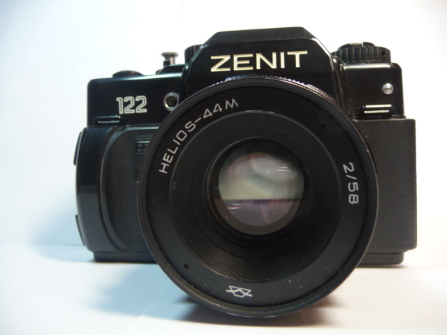 ほぼ新品の一眼レフゼニット Zenit-122 HELIOS-44M #178B_画像3