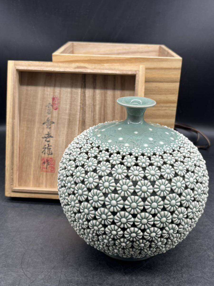 高麗青磁の花瓶です W:350 H:270 綺麗です Yahoo!オークション - R6070514 金世龍 作 世昌 高麗青磁 花瓶