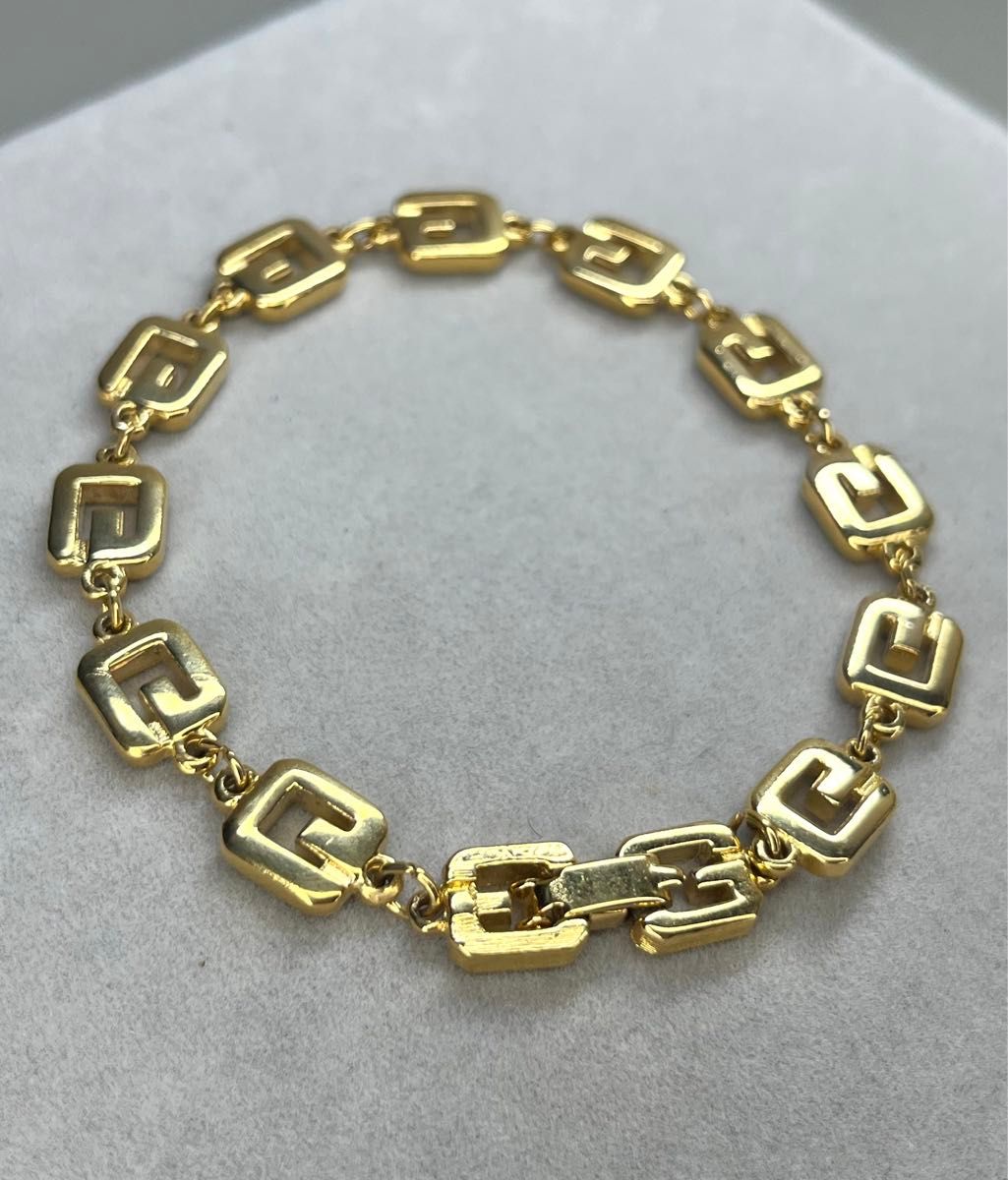 極美品✨GIVENCHY ブレスレット シルバー ヴィンテージ Gロゴ 極美品✨GIVENCHY ブレスレット シルバー ヴィンテージ Gロゴ