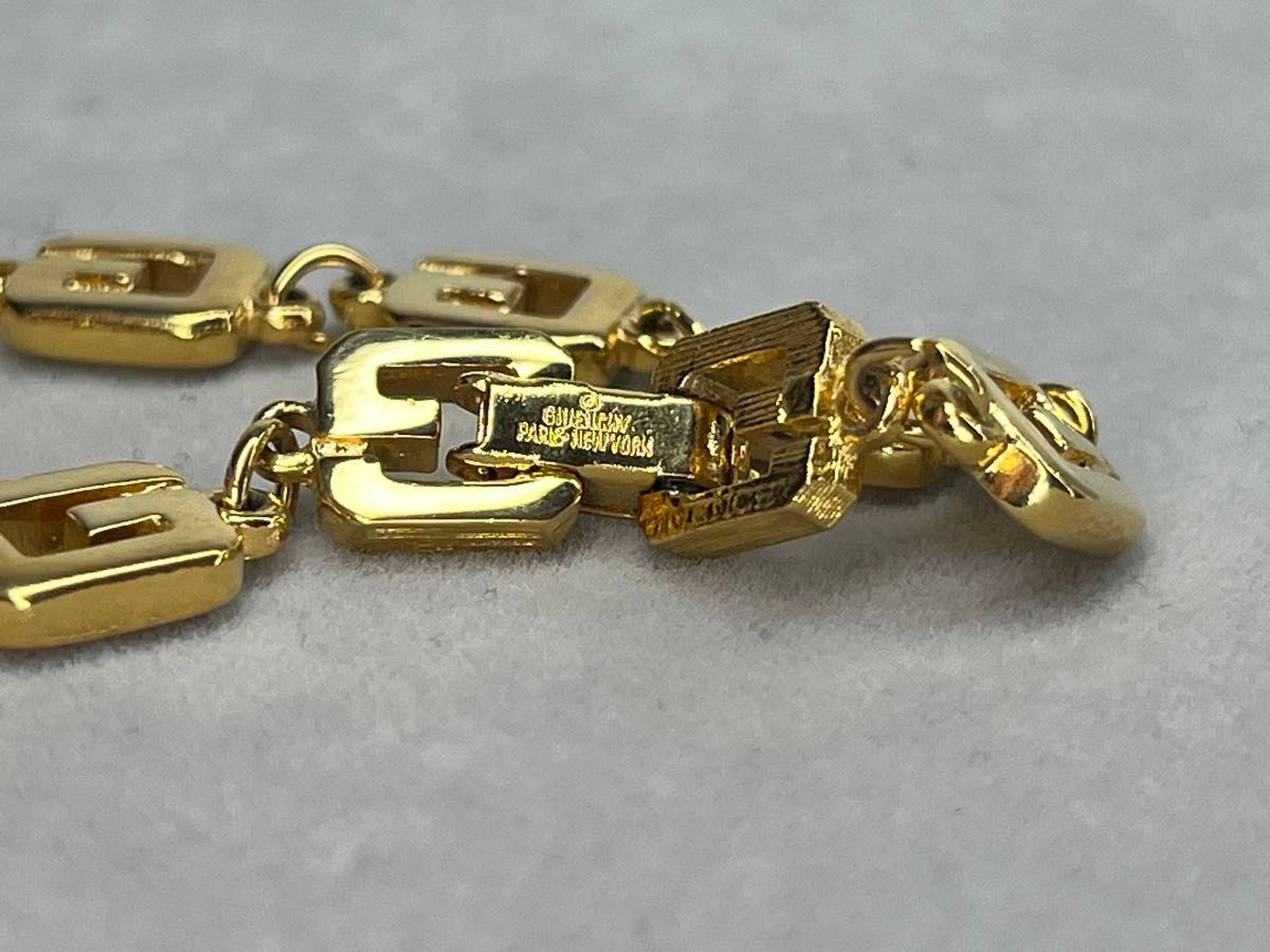 極美品✨GIVENCHY ブレスレット シルバー ヴィンテージ Gロゴ 極美品✨GIVENCHY ブレスレット シルバー ヴィンテージ Gロゴ