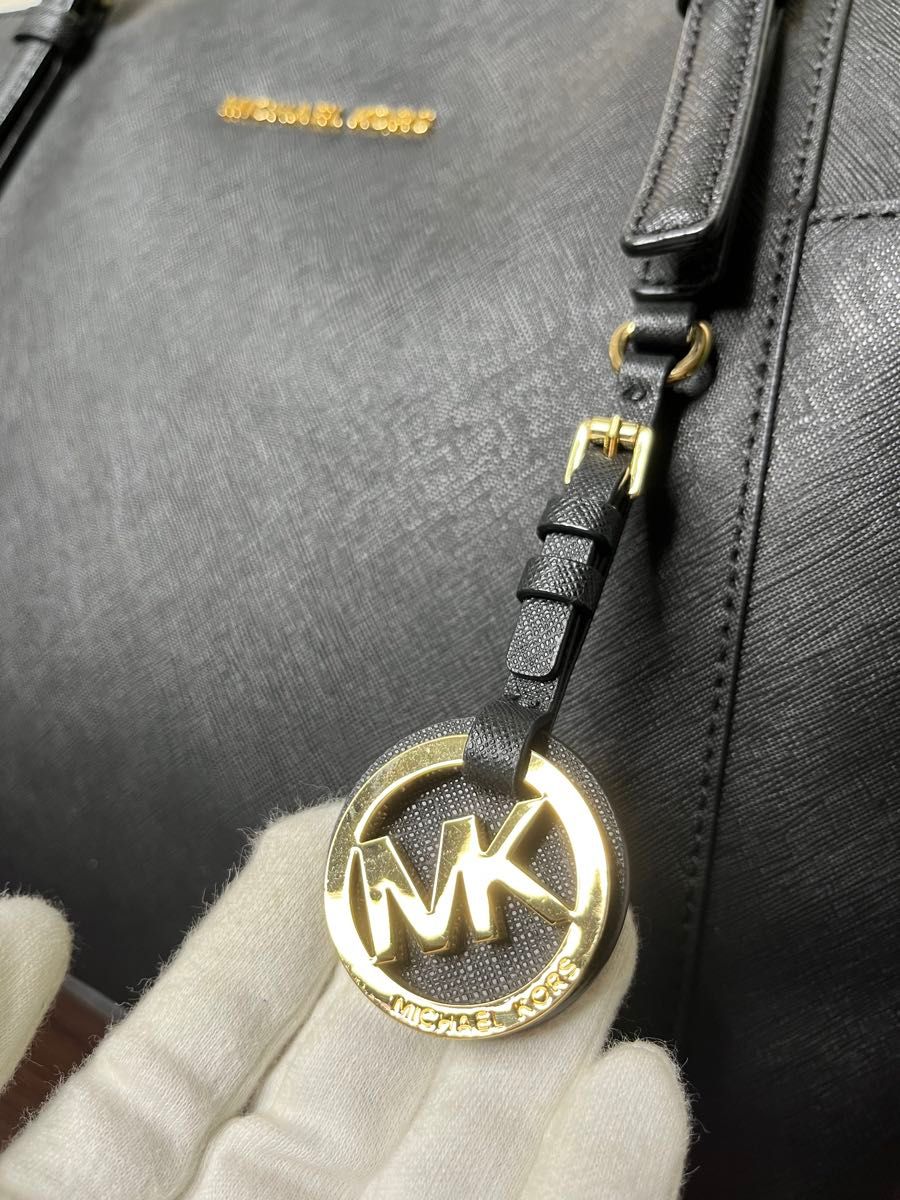 超美品 MICHAEL KORS マイケルコース 肩掛け トートバッグ 黒 超美品 MICHAEL KORS マイケルコース 肩掛け トートバッグ 黒