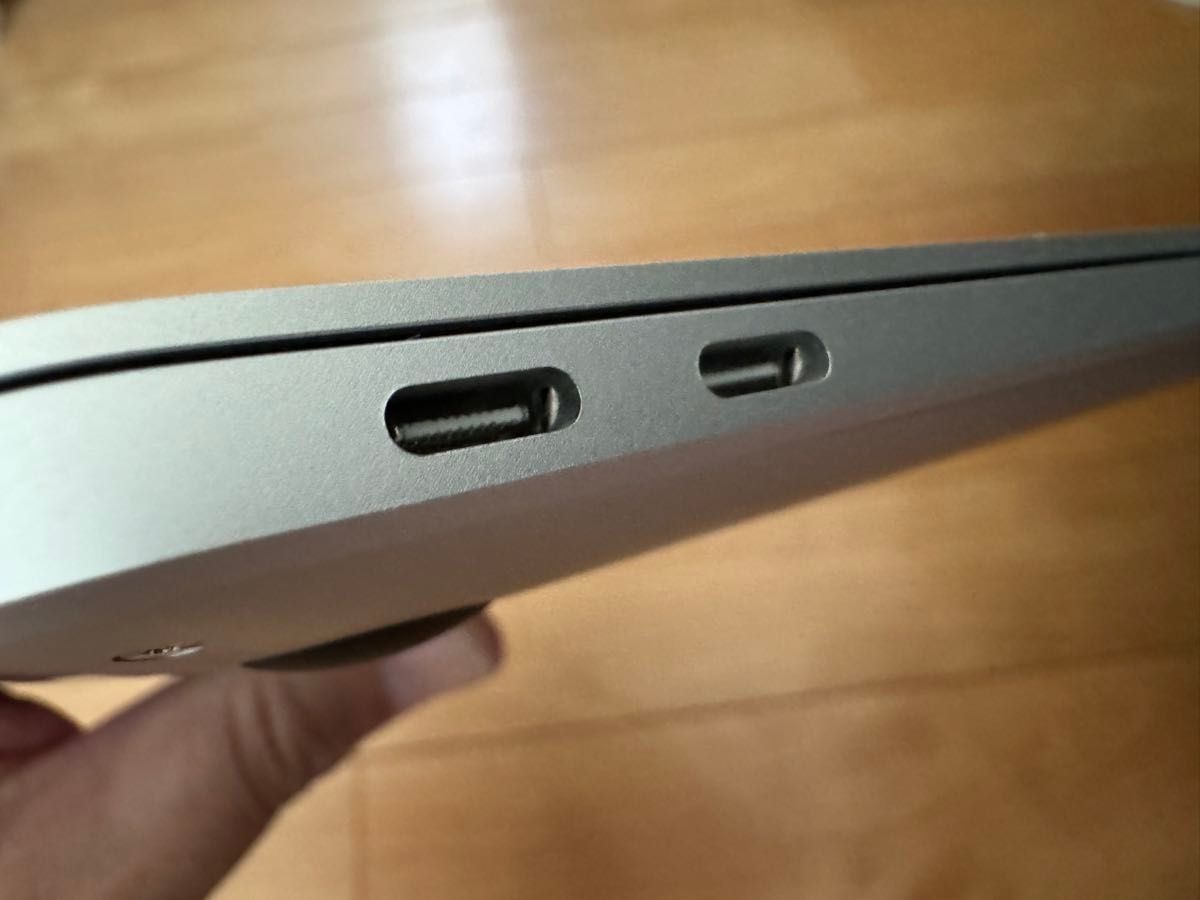 MacBook Air M1 2020 8GB 256GB A2337 リファービッシュ品 美品 MacBook Air M1 2020 8GB 256GB A2337 リファービッシュ品 美品