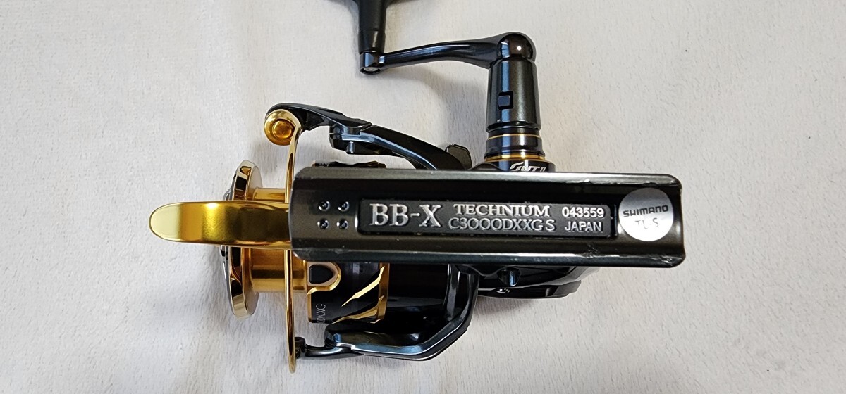 超美品中古品 シマノ SHIMANO 21 BBX テクニウム C3000DXXGS 超美品中古品 シマノ SHIMANO 21 BBX テクニウム C3000DXXGS
