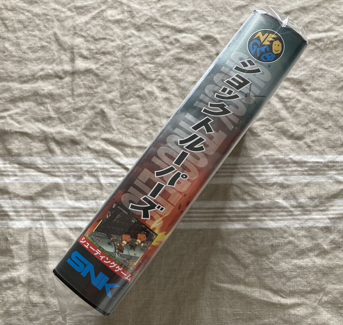 三連休値下げ激レアネオジオロム新品未使用 SHOCK TROOPERS 三連休値下げ激レアネオジオロム新品未使用 SHOCK TROOPERS