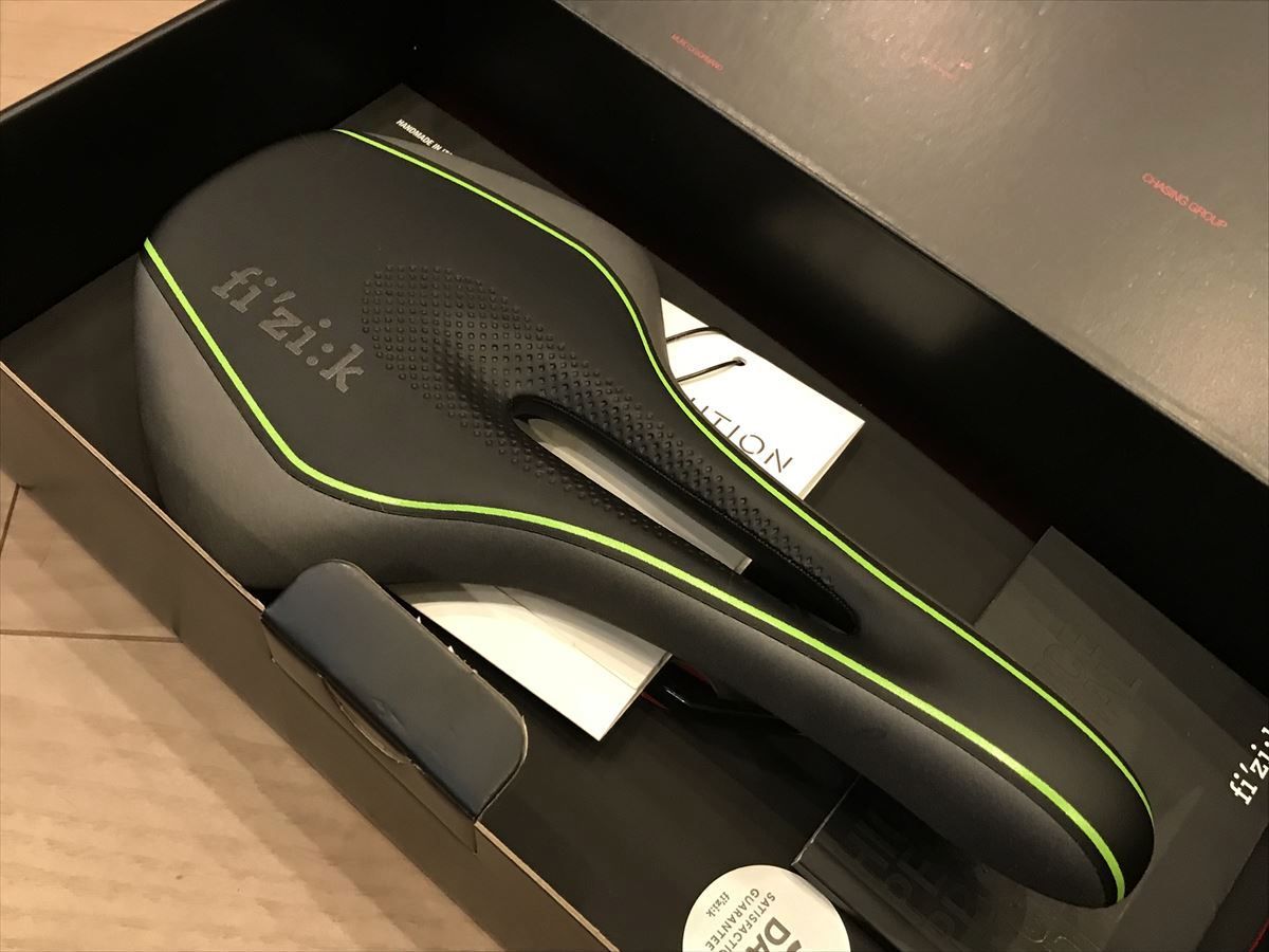 BOX入りの新品をお届けします