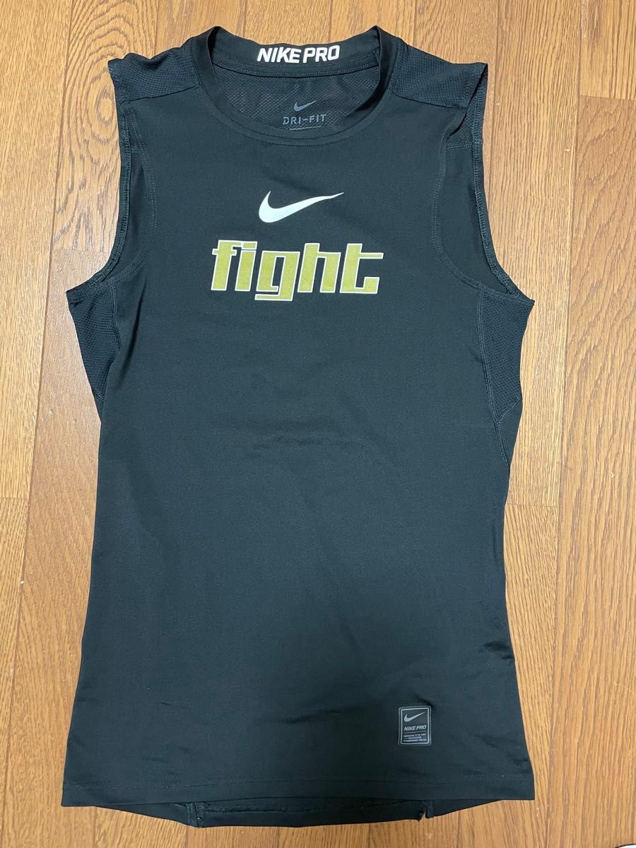 MOSSA Nike Group fight ウェア ノースリーブTシャツ sサイズ MOSSA Nike Group fight ウェア ノースリーブTシャツ sサイズ