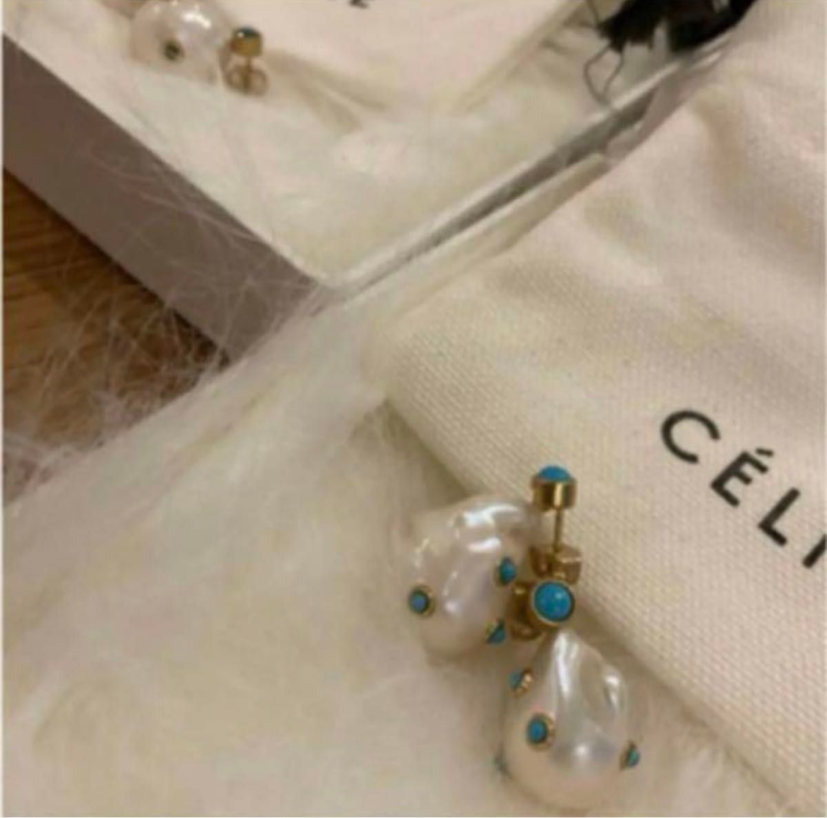 超希少レア】CELINE / フィービー時代 ピアス 百々千晴|Yahoo 超希少レア】CELINE / フィービー時代 ピアス 百々千晴|Yahoo