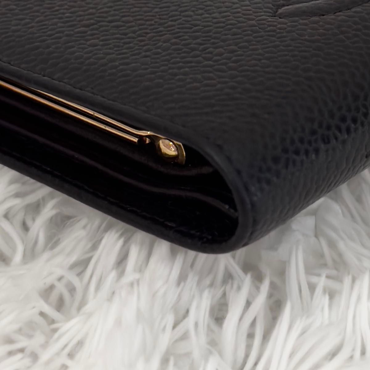 美品 CHANEL シャネル キャビアスキン がま口 ゴールド金具 財布 美品 CHANEL シャネル キャビアスキン がま口 ゴールド金具 財布