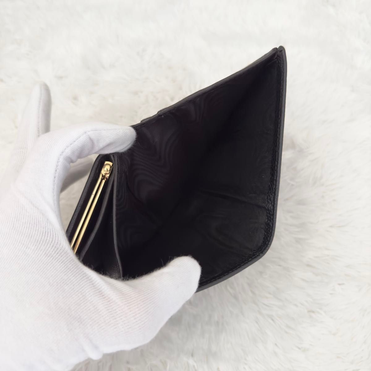 美品 CHANEL シャネル キャビアスキン がま口 ゴールド金具 財布 美品 CHANEL シャネル キャビアスキン がま口 ゴールド金具 財布