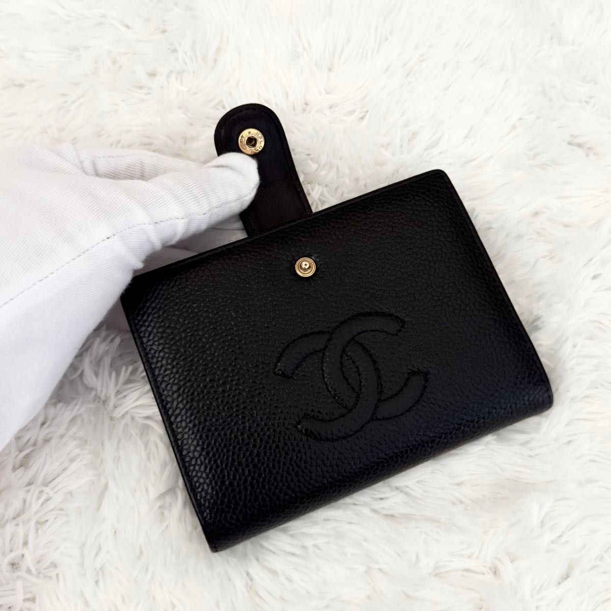 美品 CHANEL シャネル キャビアスキン がま口 ゴールド金具 財布 美品 CHANEL シャネル キャビアスキン がま口 ゴールド金具 財布