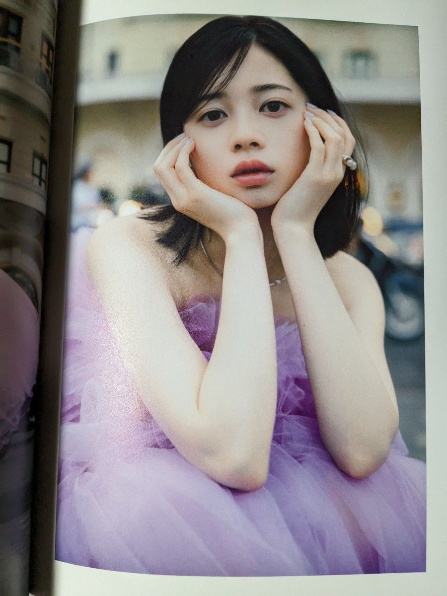 桜田ひより 直筆サイン入り写真集 & 直筆サイン入り公式生写真 桜田ひより 直筆サイン入り写真集 & 直筆サイン入り公式生写真