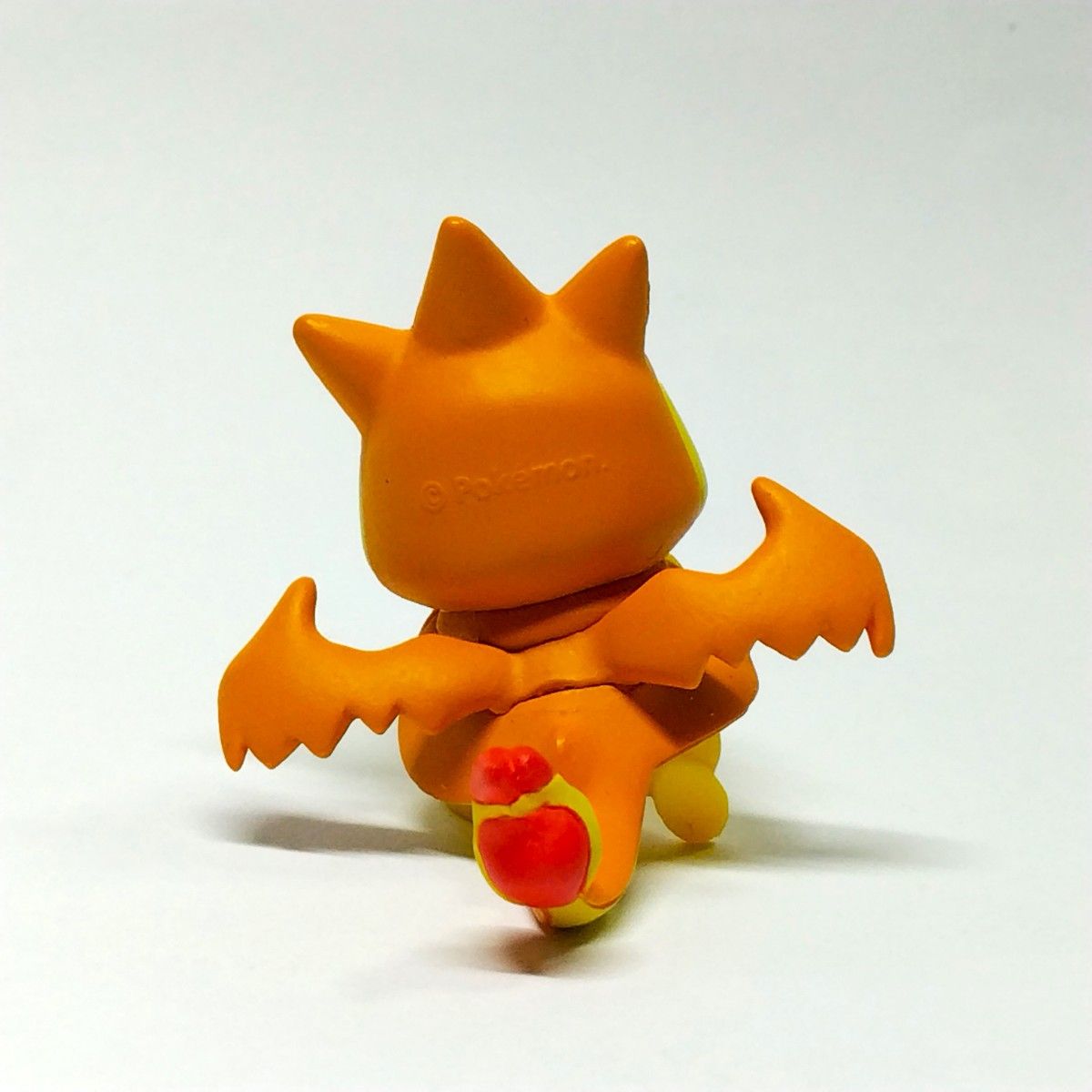 メガリザードンYのポンチョを着たピカチュウ ポケモンセンター メガリザードンYのポンチョを着たピカチュウ ポケモンセンター