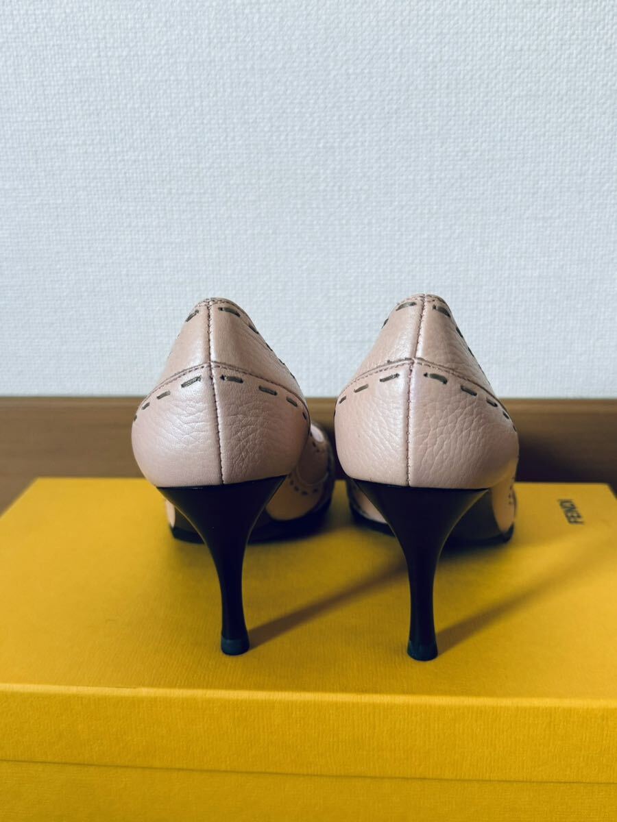 ☆未使用 フェンディ ロゴ ヒール パンプス レディース ピンク ☆未使用 フェンディ ロゴ ヒール パンプス レディース ピンク