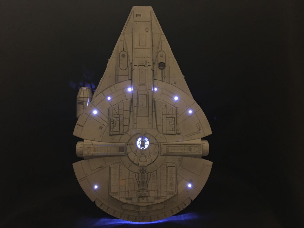 5780円 スターウォーズ 1/144 ミレニアム ファルコン 塗装済完成 5780円 スターウォーズ 1/144 ミレニアム ファルコン 塗装済完成