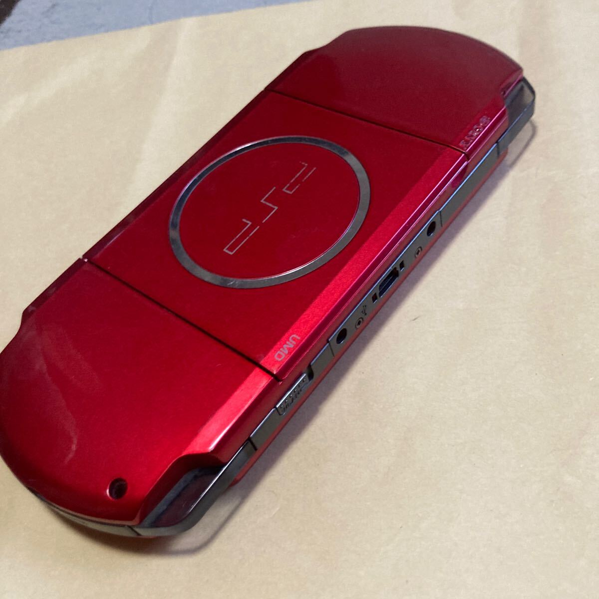 送料無料 PSP PSP-3000 プレイステーションポータブル 本体 送料無料 PSP PSP-3000 プレイステーションポータブル 本体