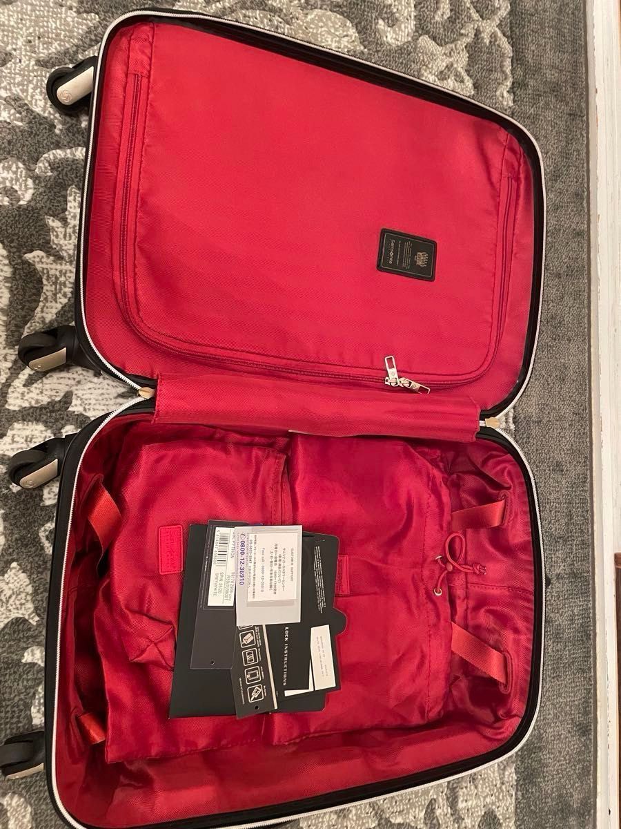 Samsonite BLACK LABEL/サムソナイト Spinner パイソン柄スーツ Samsonite BLACK LABEL/サムソナイト Spinner パイソン柄スーツ