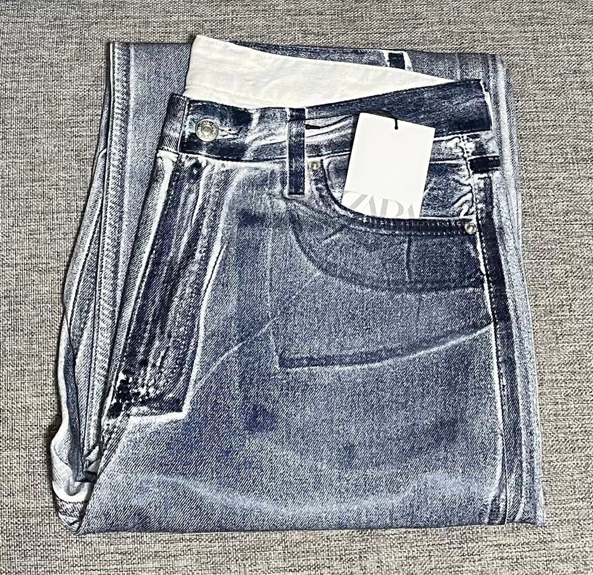 ZARA ザラ TRF LOOSE ミッドライズ フォイル デニムパンツ 42 ZARA ザラ TRF LOOSE ミッドライズ フォイル デニムパンツ 42