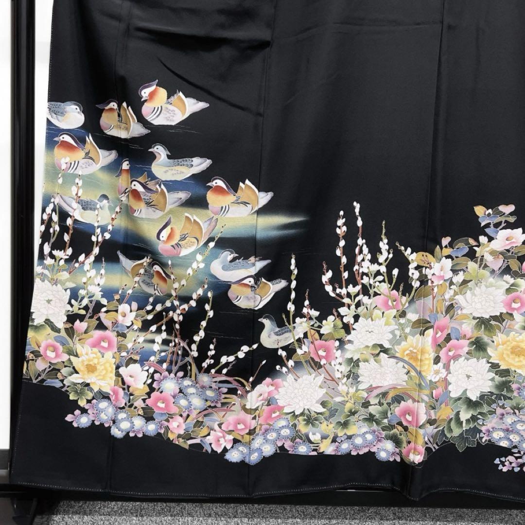 未着用 作家もの 黒留袖 京加賀友禅 鴛鴦 五つ紋 比翼付き 着物 未着用 作家もの 黒留袖 京加賀友禅 鴛鴦 五つ紋 比翼付き 着物