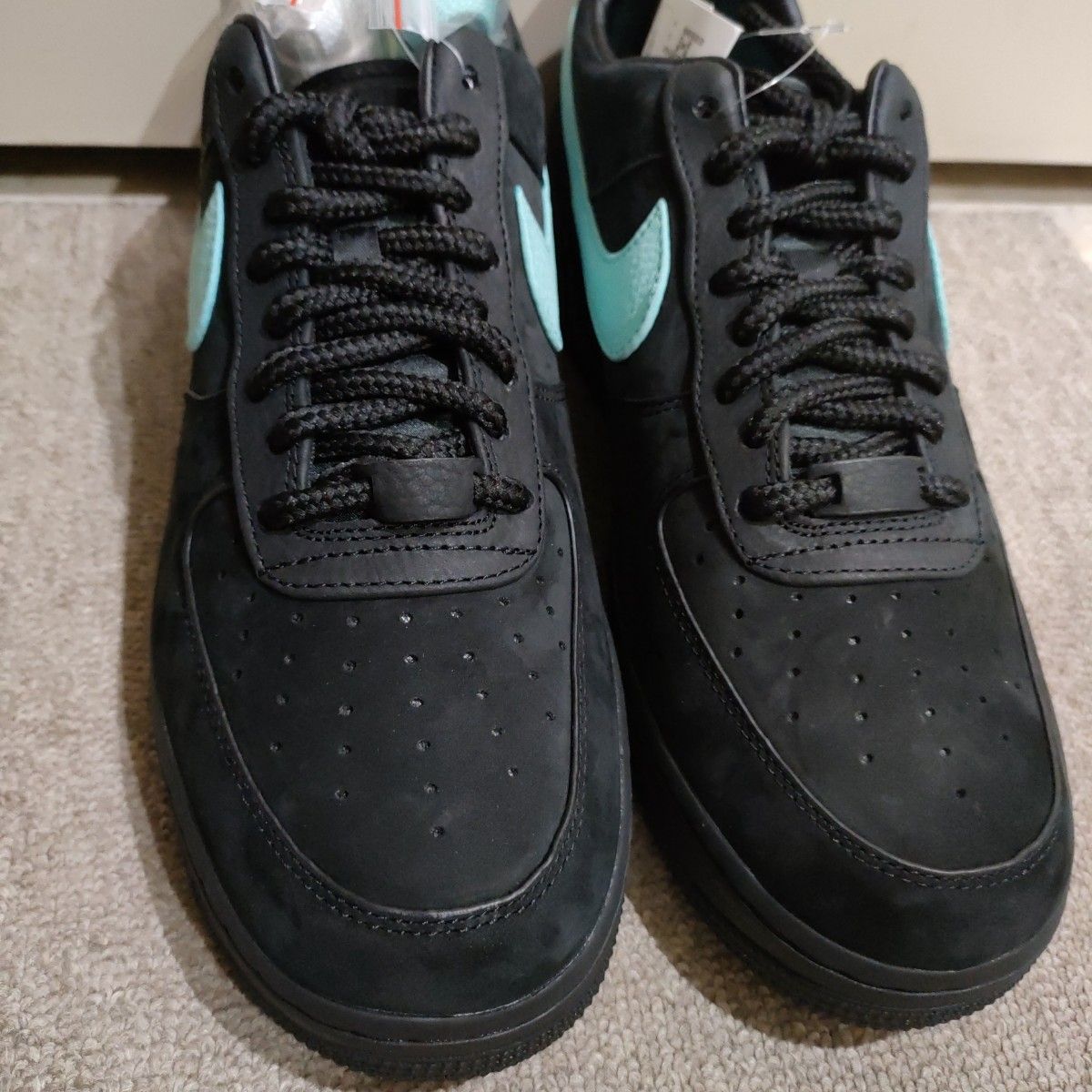 希少 レア 限定品 Tiffany NIKE エアフォース1 ナイキ 希少 レア 限定品 Tiffany NIKE エアフォース1 ナイキ
