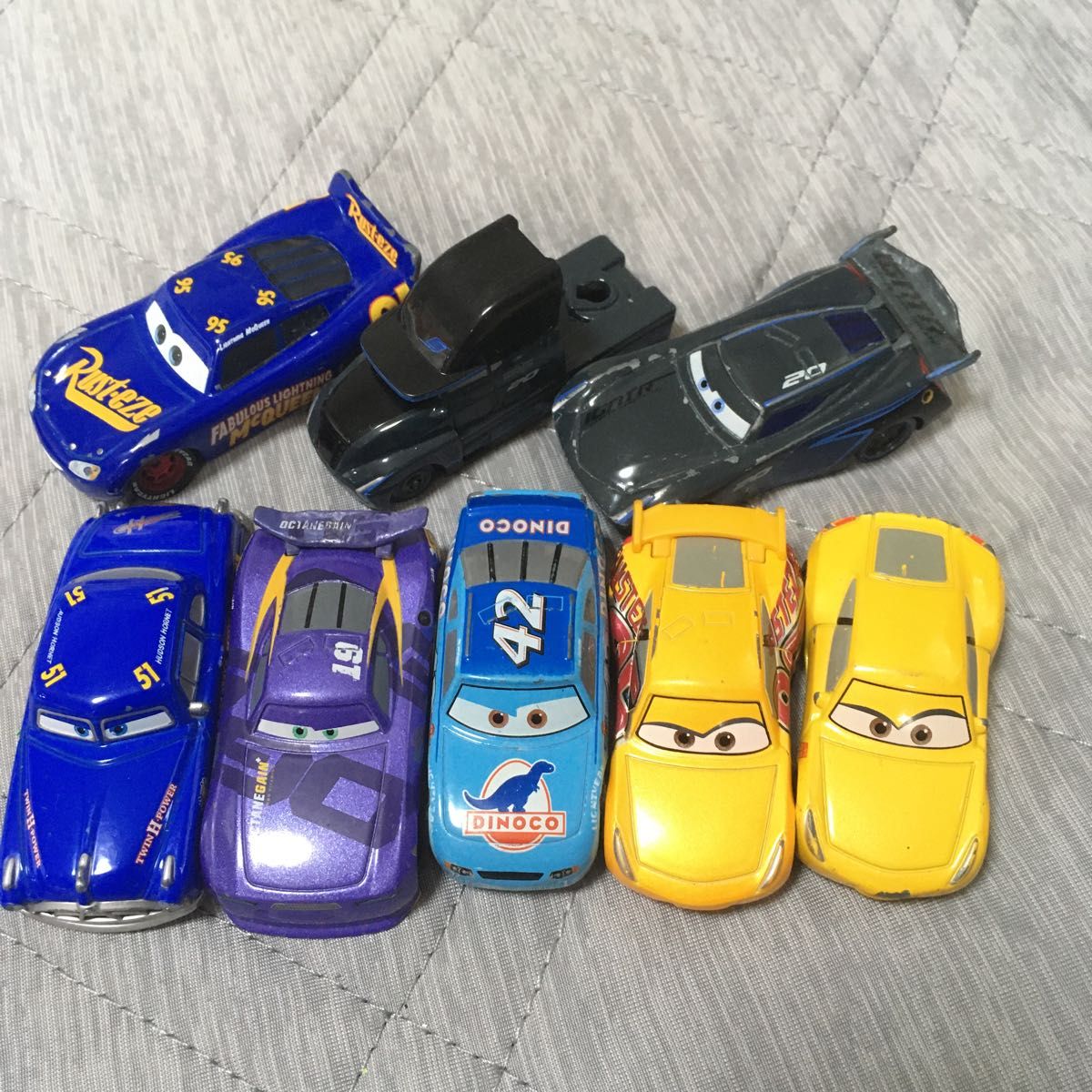 廃盤多 カーズ トミカ 16台セット|Yahoo!フリマ(旧PayPayフリマ) 廃盤多 カーズ トミカ 16台セット|Yahoo!フリマ(旧PayPayフリマ)