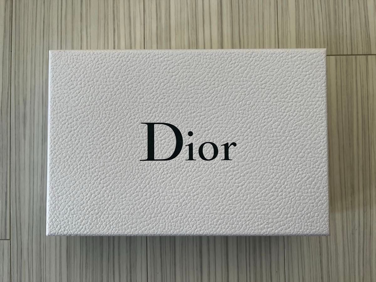 非売品 Dior トラベルバッグギフトセット+おまけ】ルージュ 非売品 Dior トラベルバッグギフトセット+おまけ】ルージュ