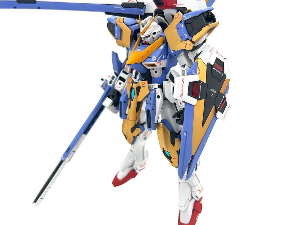 MG 1/100 V2アサルトバスターガンダム Ver.Ka 改修塗装済み 完成 MG 1/100 V2アサルトバスターガンダム Ver.Ka 改修塗装済み 完成