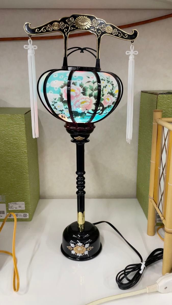 新品未使用 特大 高さ55 回転一本足(張)4号黒<1対入電気式 雪洞 お盆 提灯 霊前灯 初盆 盆提灯 御燈明