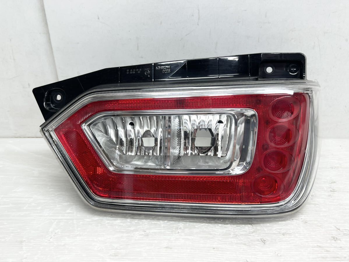 送料込 即決 ワゴンR MH35S/MH55S 純正 LED 右 テールランプ 送料込 即決 ワゴンR MH35S/MH55S 純正 LED 右 テールランプ