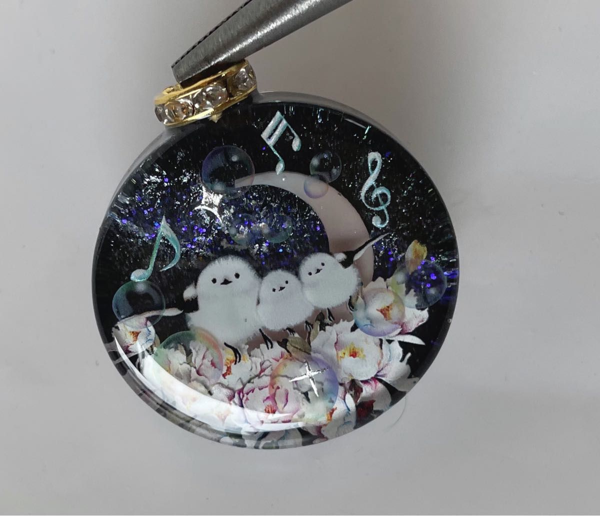 展示用/レジン/宇宙のメロディとシマエナガ 蓄光 オルゴナイト 展示用/レジン/宇宙のメロディとシマエナガ 蓄光 オルゴナイト