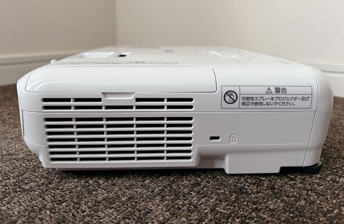 美品/ランプ点灯時間44H/数回使用/動作確認済】現行品 EPSON 美品/ランプ点灯時間44H/数回使用/動作確認済】現行品 EPSON