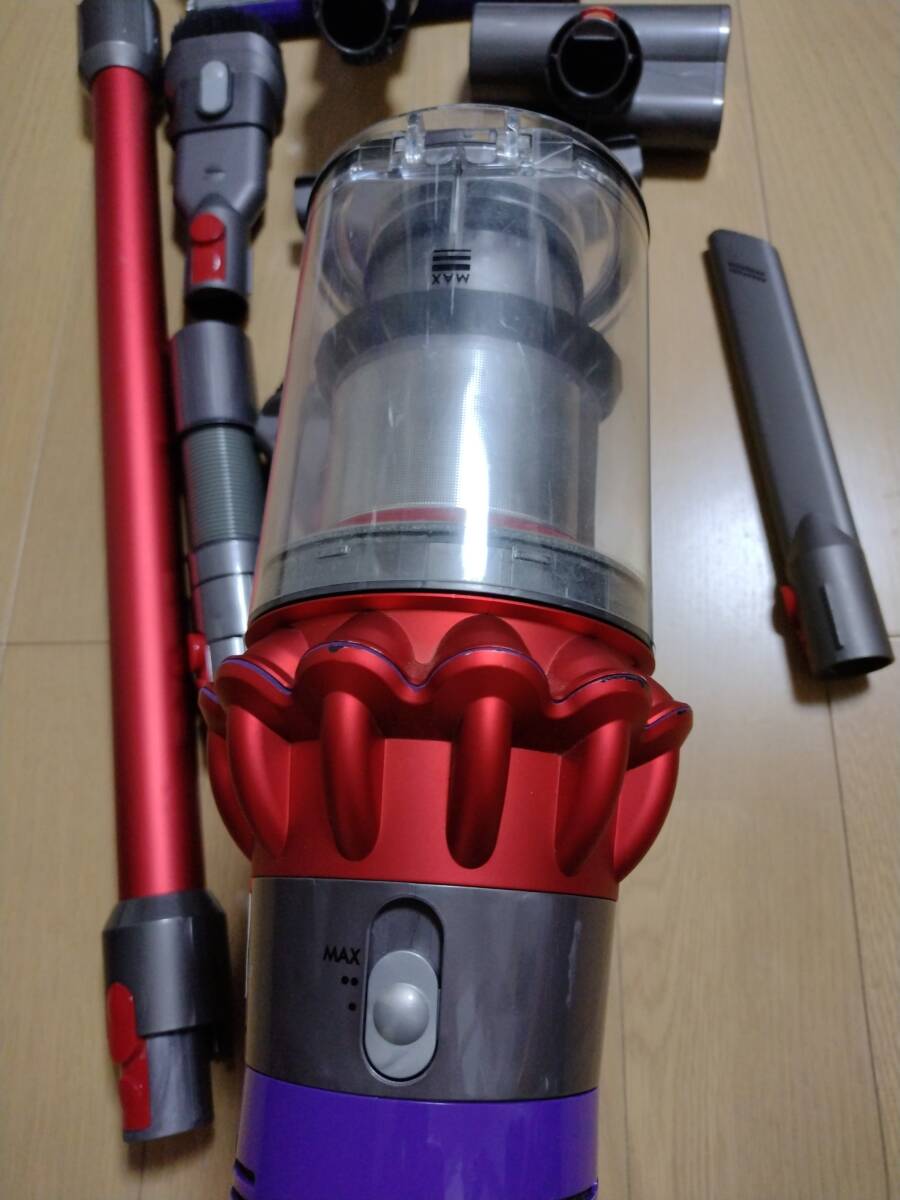 ダイソン コードレス掃除機 V10 SV12 純正バッテリーの状態良好 ダイソン コードレス掃除機 V10 SV12 純正バッテリーの状態良好