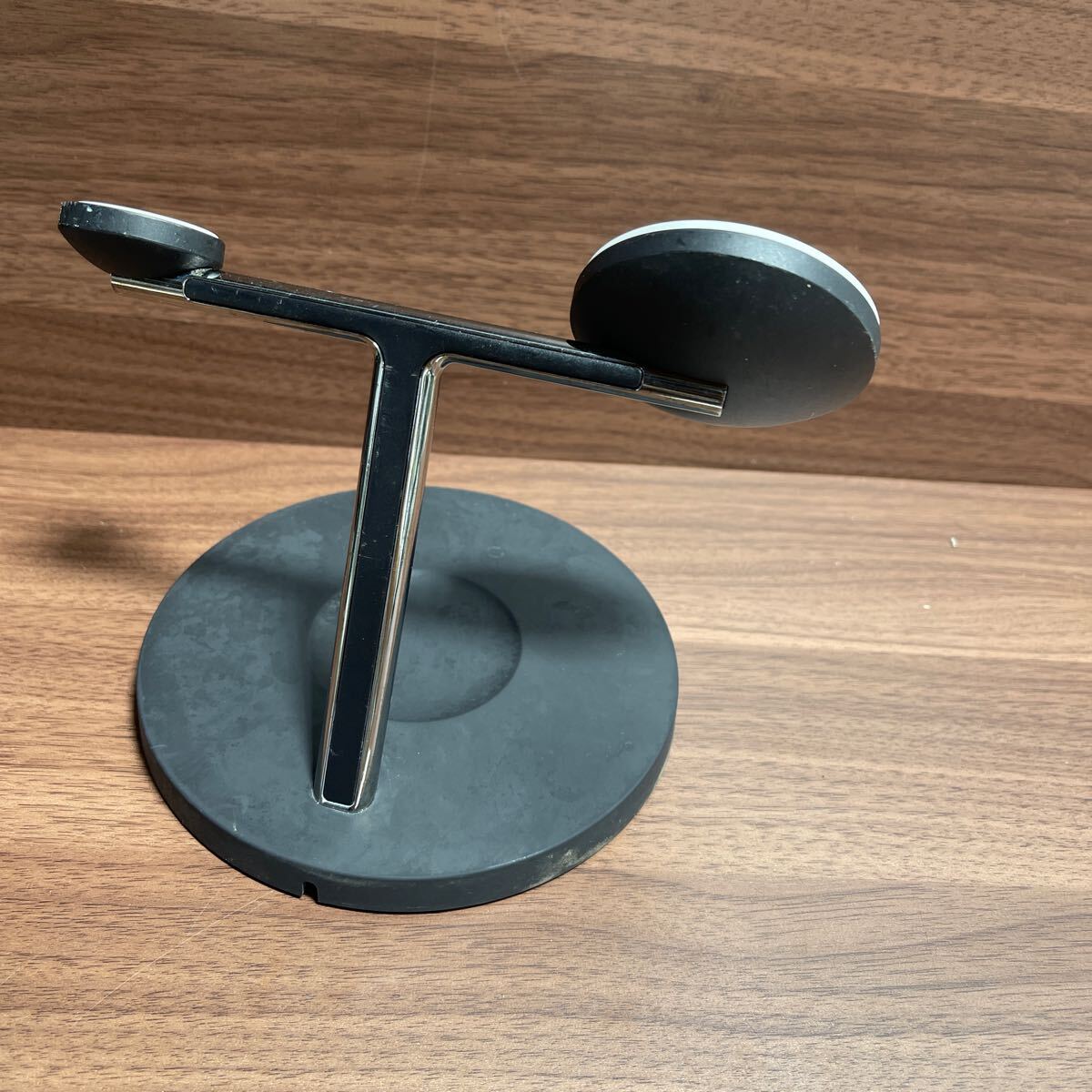 [U12_16T]Belkin 3 in 1 MagSafe зарядное устройство беспроводной зарядное устройство WIZ017 работоспособность не проверялась источник питания адаптор отсутствует корпус только (240726)