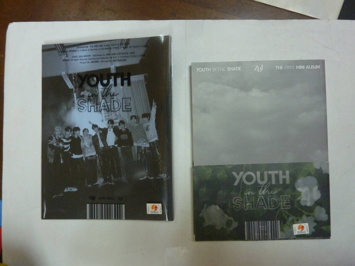  photoalbum 2 pcs. [ ZEROBASEONE Zero base one ]YOUTH in the SHADE / CD privilege?( photoalbum only ) Korea ( hangul ) language inscription approximately 24.X18. free shipping 