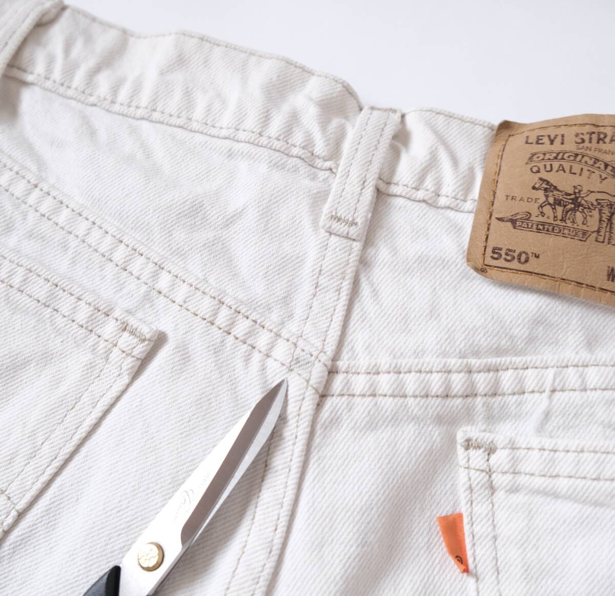 90s USA производства [ Levis 550 ] Levi's Vintage белый Denim шорты джинсы / W32 / белой серии / половина шорты America б/у одежда 