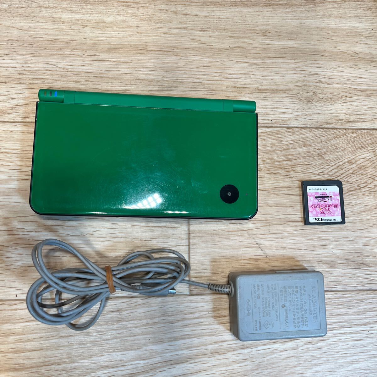 DSi LL UTL-001 JPN 本体 グリーン new 3DS LL RED-001任天堂 DSi LL UTL-001 JPN 本体 グリーン new 3DS LL RED-001任天堂