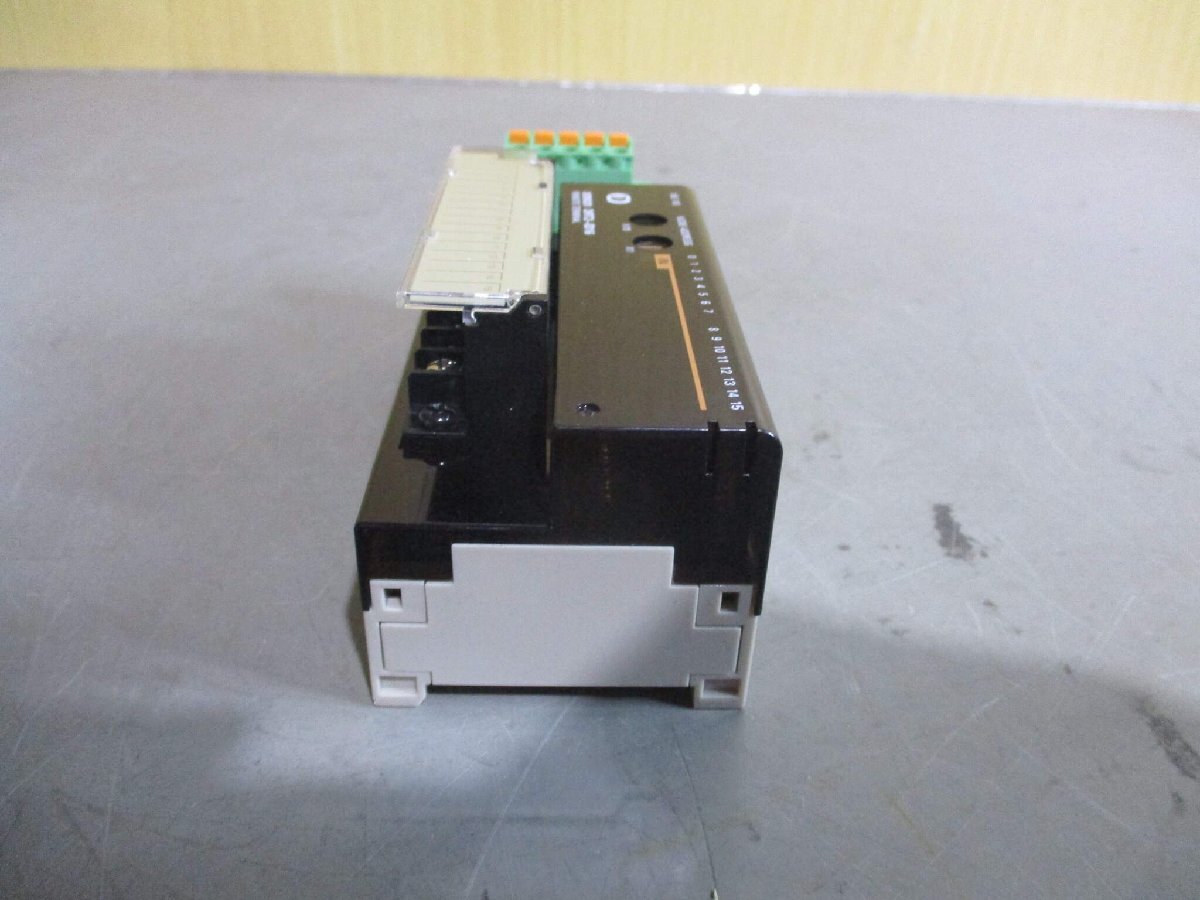 新古 OMRON REMOTE TERMINAL DRT2-ID16 リモートI/Oターミナル 新古 OMRON REMOTE TERMINAL DRT2-ID16 リモートI/Oターミナル