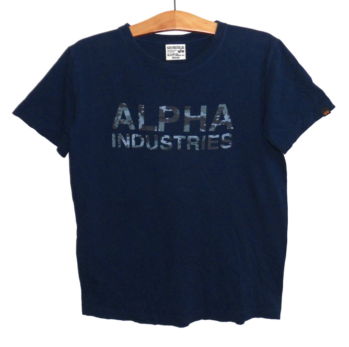 ★ALPHA INDUSTRIES★UNFRMTYPE01 Tシャツ ALPHA INDUSTRIES アルファ 胸ロゴ Tシャツ Mサイズ ネイビー