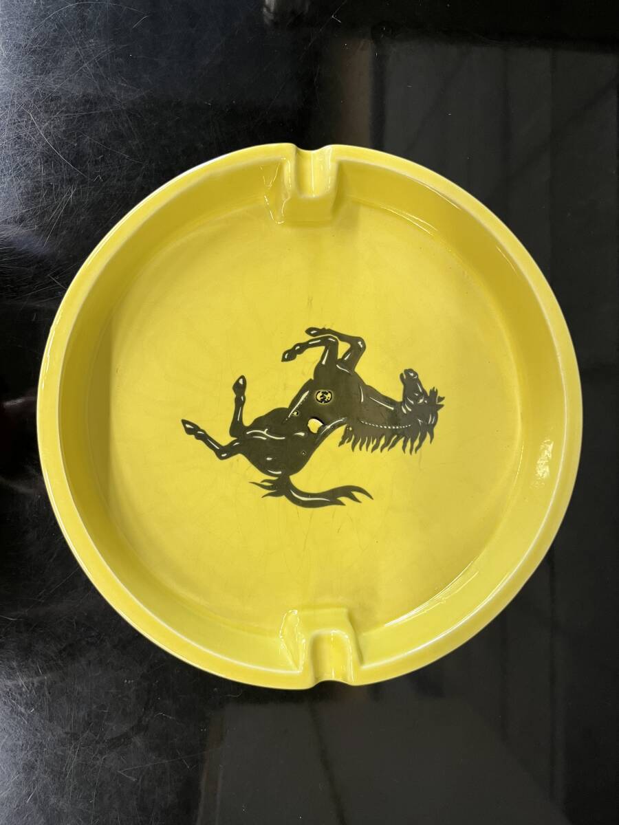 FERRARI × BITOSSI Made in Italy フェラーリ 灰皿 円形 大型 FERRARI × BITOSSI Made in Italy フェラーリ 灰皿 円形 大型