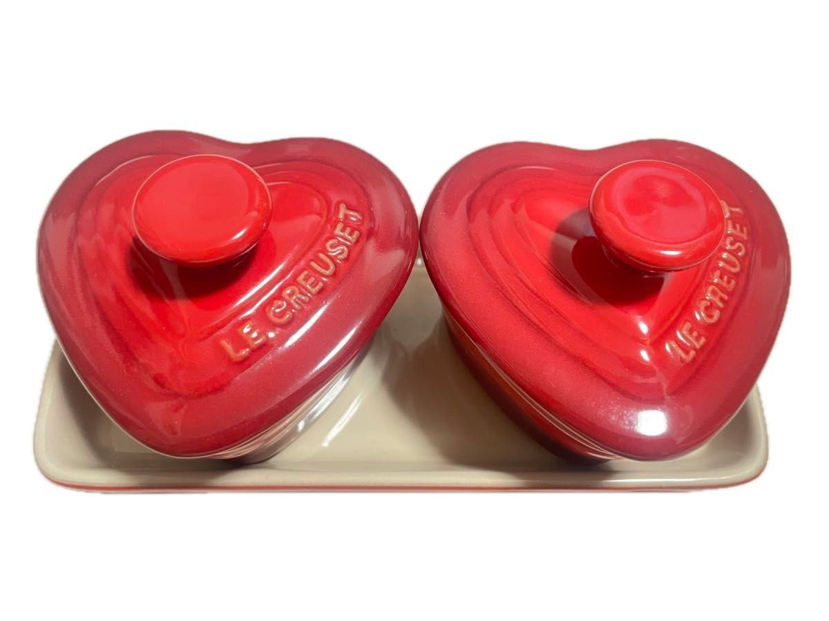 LE CREUSET ルクルーゼ ラムカン チェリーレッド 2個 トレイ付き LE CREUSET ルクルーゼ ラムカン チェリーレッド 2個 トレイ付き