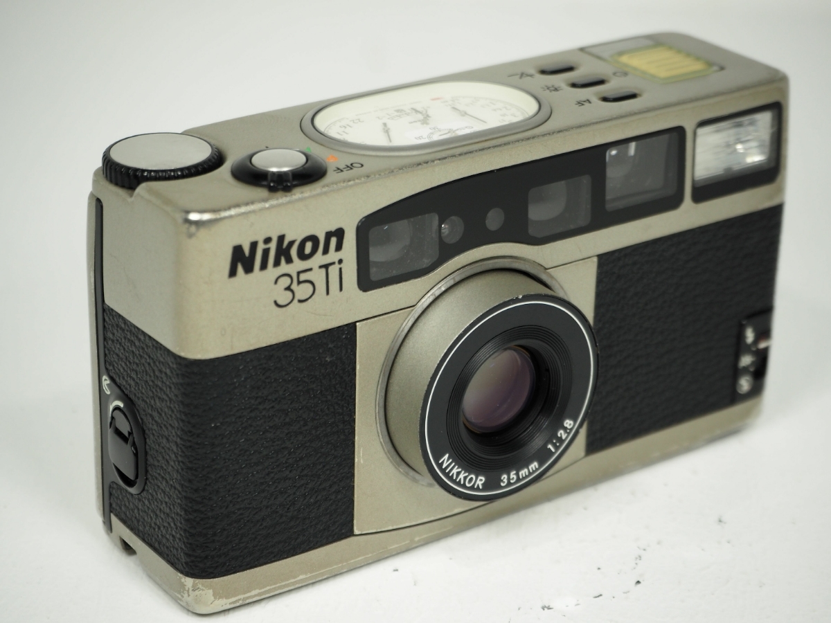 NIKON 35Ti Nikon compact film camera box attaching Junk operation is unconfirmed. 